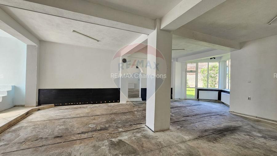 Proprietate unică | Teren 1.157 mp |Multiple clădiri | Centru Zărnești - 9