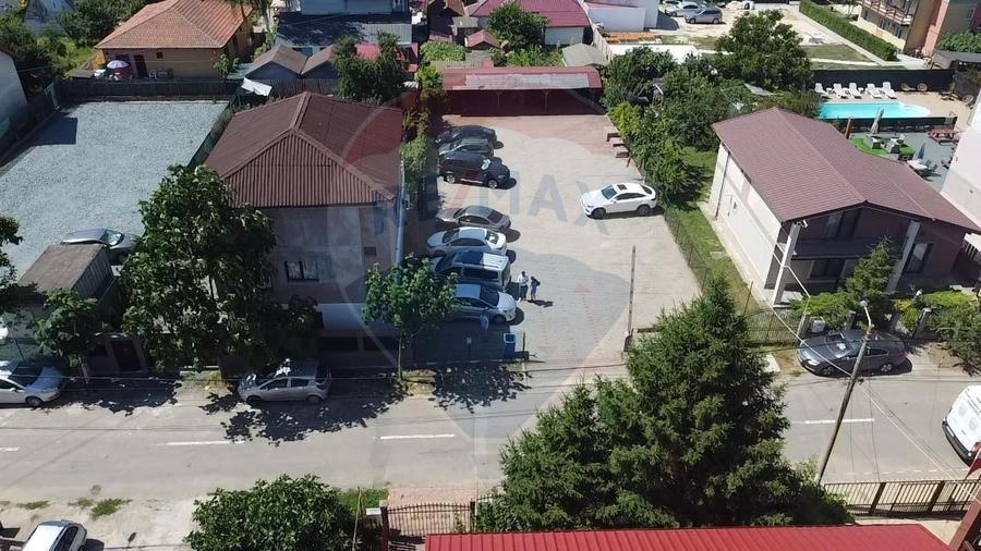 Hotel / Pensiune cu 43 camere de vânzare în Costinesti
