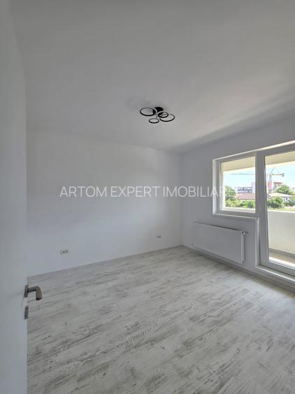 Apartament 2 camere de vanzare Platinum Residence sector 4 - 4