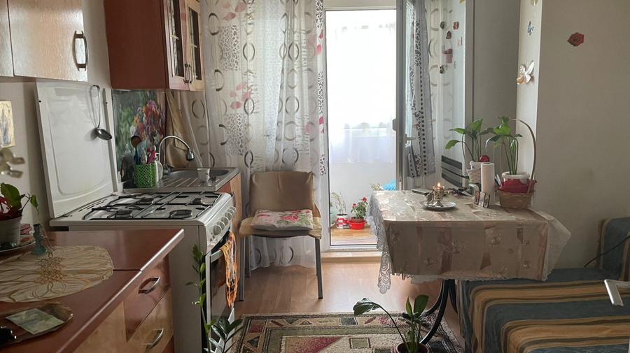 Apartament 3 camere confort 1 etaj 4 Obor