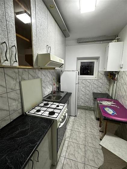 Inchiriem Apartament 2 Camere, Mobilat, Semidecomandat, Centru Civic