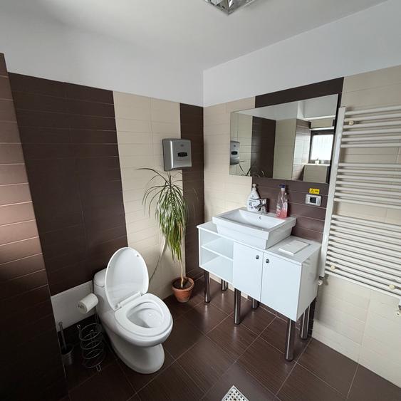 Unirii | spatiu de 90mp | parter | cladire de birouri |