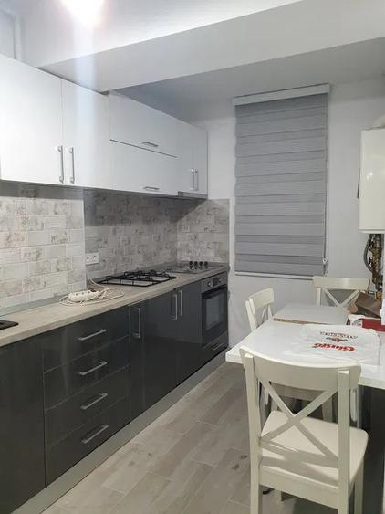 Apartament 2 camere CENTRAL ADRESS, centrala proprie si loc de parcare subetran