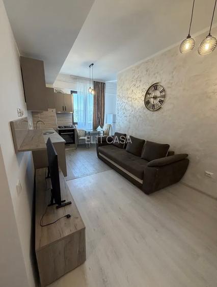 Apartament cu 2 camere, zona Pacurari - 2
