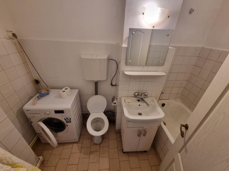 KM 5-garsoniera in bloc de apartamente