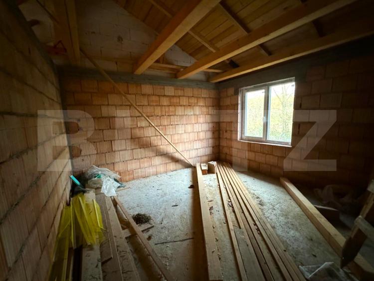 Casa de vanzare, 90 mp, zona Sigmir și 577 mp de teren