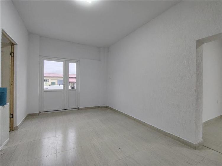 Imobil comercial (Gheorgheni, str. Gabor Aron nr. 8)