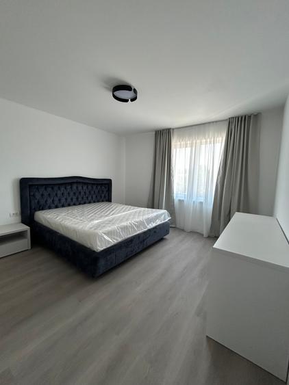 Apartament cu 3 camere complet mobilat, in bloc nou!