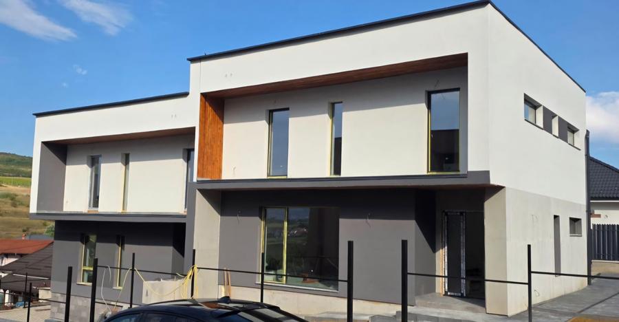 Casă cuplată, 4 camere, zona Auchan – Iris