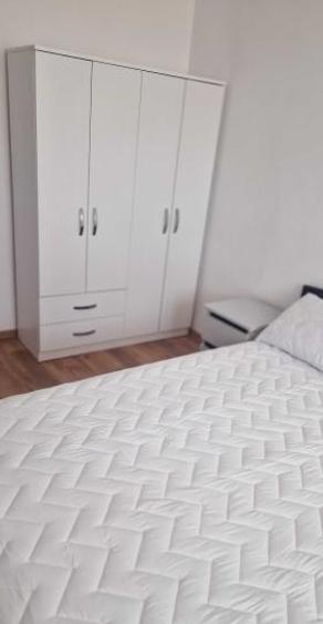 Apartament 3 camere | Unirii | PRIMA INCHIRIERE | Metrou in fata blocului | Ac