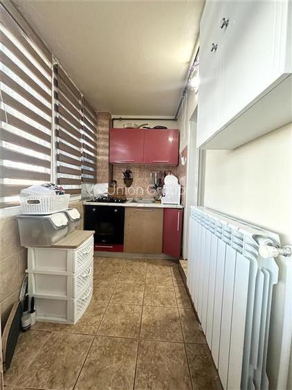 Apartament 3 Camere Decomandat Zona Far - 16