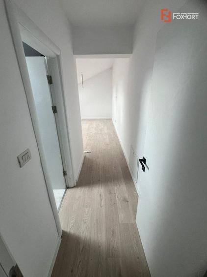 OCAZIE - Penthouse 3 camere pe 2 nivele, in Giroc
