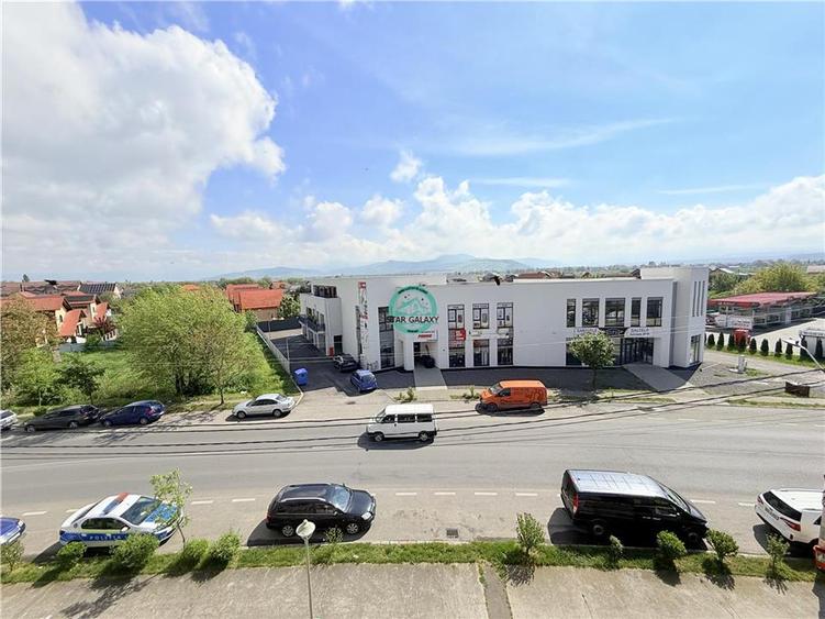Vand apartament cu 4 camere, 94 mp, etaj 2, cartier Unirii