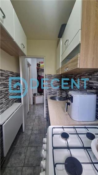 Apartament 2 camere Florilor, comision 0, etaj intermediar, loc de parcare