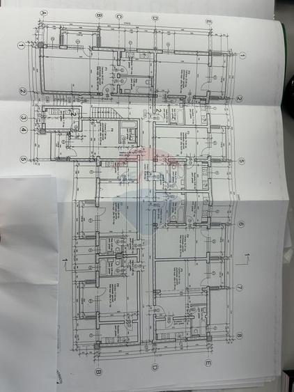 Bloc nou la rosu cu 24 de apartamente Baia Mare Str. Luminisului
