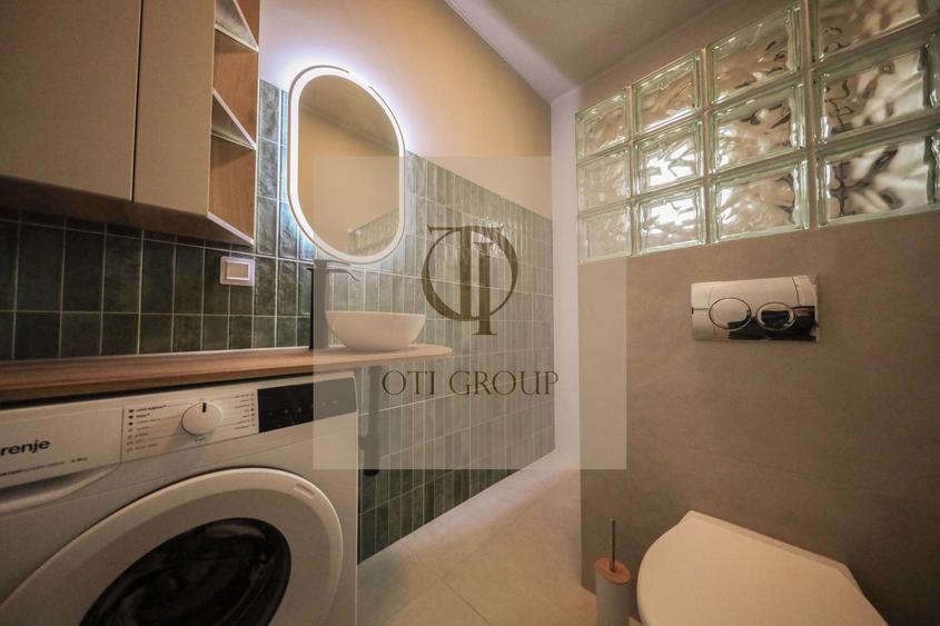 Apartament 2 camere, curte și 2 parcări, Centru Cluj