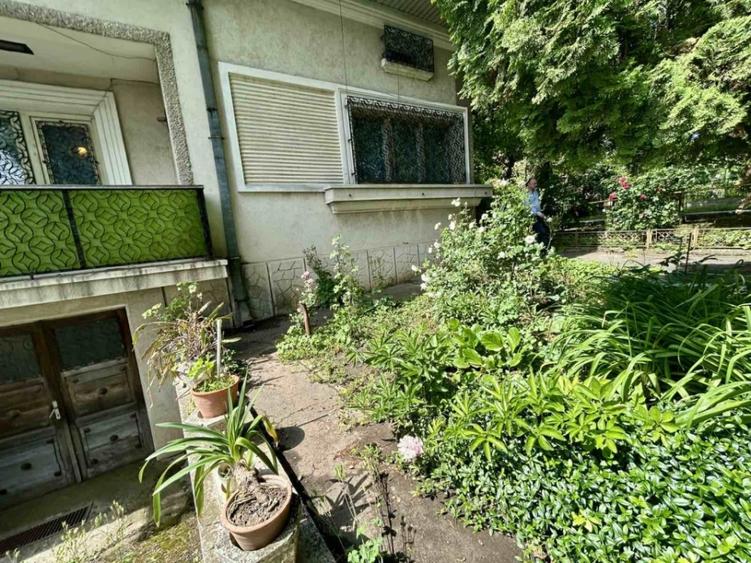 Vilă 200mp Copou Iași 5 camere, garaj, pod mansardabil D+P+Pod