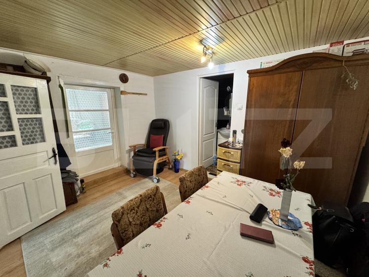 De vânzare casă în Jibou, cu teren de 70 ari