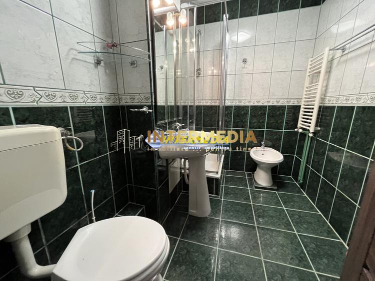 Apartament 2 camere de inchiriat in Centru zona Primarie mobilat utilat renovat