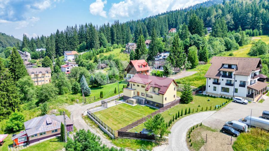 Vilă D+P+M cu teren de 1.000 mp în Predeal – 505 mp