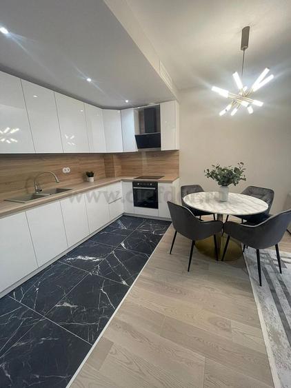 Apartament cu acces la piscina