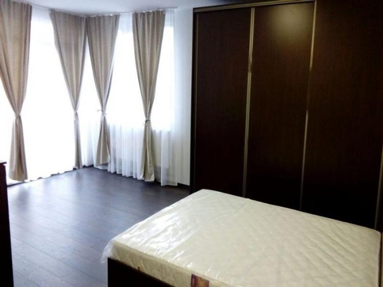 Vila 6 camere (4 dormitoare) de inchiriat