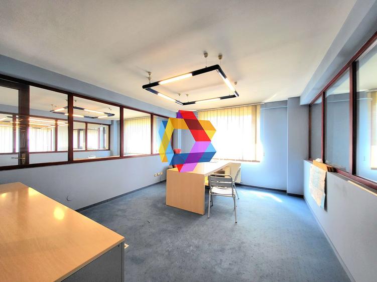 Showroom cu teren de 4450 mp #plus-imo.ro