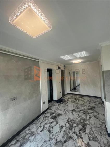 Apartament 3 camere cf 2 semidecomandat zona Crang