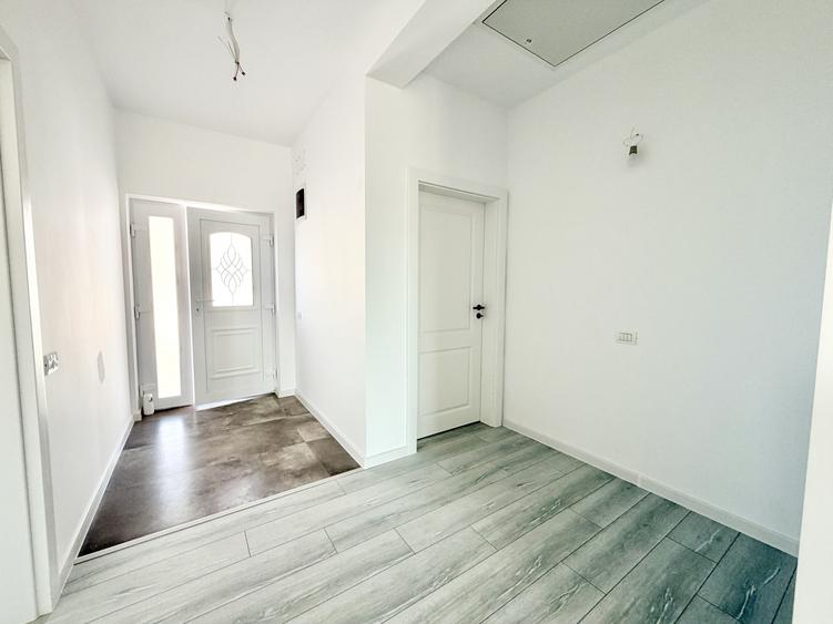 Casa individuala - curte 540 mp - Mosnita - ideala pentru familie