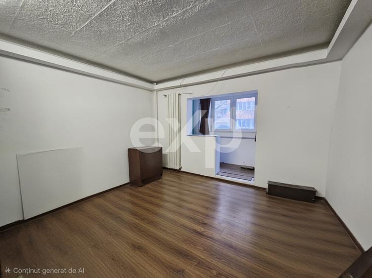 Apartament de vanzare 4 camere zona Nerva Traian