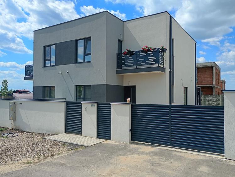 Sanandrei,Duplex P+E, Drum Asfaltat, Proiect Modern.