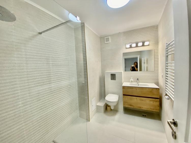 Studio totul nou Casa Poporului lângă SRI+parcare+centrală termica