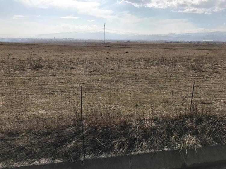Teren de vanzare 20.000 mp pretabil benzinarie centura, direct de la proprietar!
