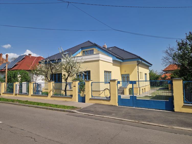 Inchiriez casa in Andrei Muresanu