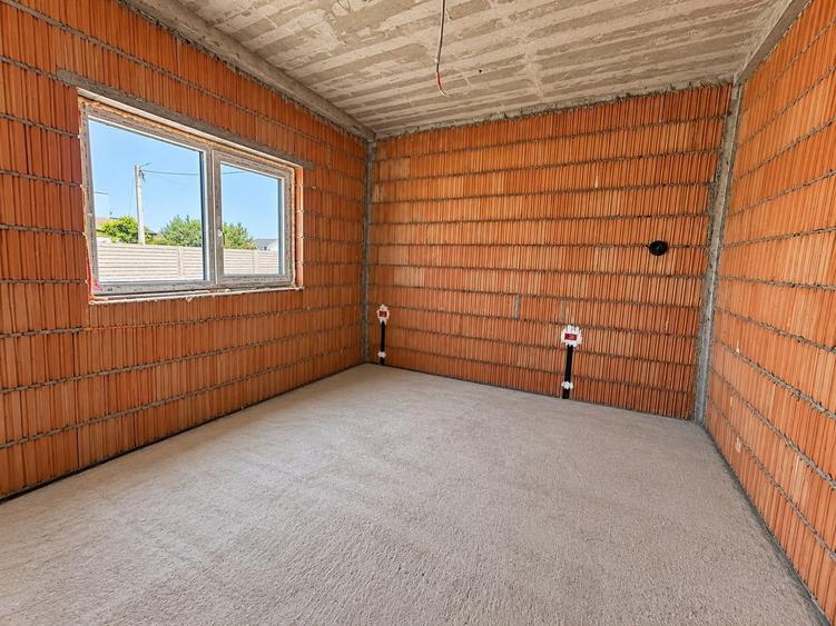 P+1 – 114 mp/utili 5 camere-2 bai – 170.000 Euro Comision 0