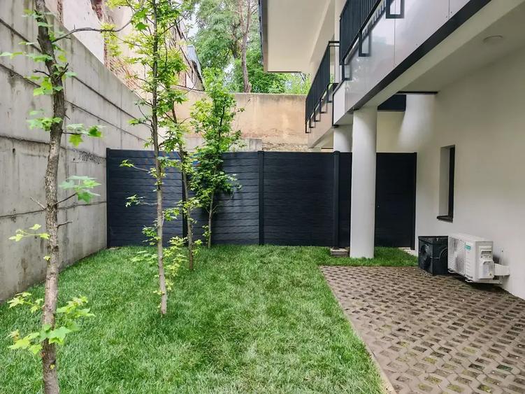 Apartament Lux 2 Camere I 2 Bai I Curte 129mp I Central