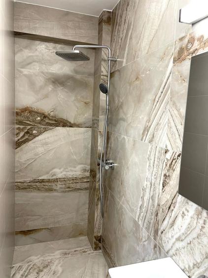 Apartament Renovat 4 Camere de Vanzare Parcare *Arcul de Triumf*