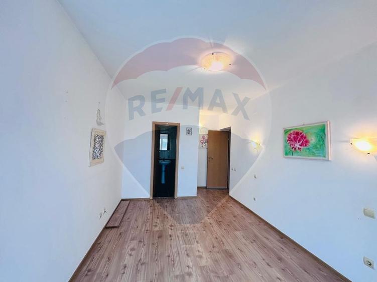 Apartament cu Terasa Panoramica si 2 Bai - in Edenia Titan