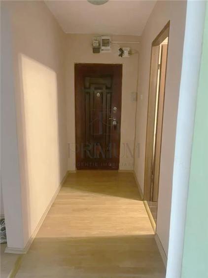 DAMBOVITA - 3 CAM - CENTRALA PROPRIE - RENOVAT - 2 BAI - ZONA LINISTITA