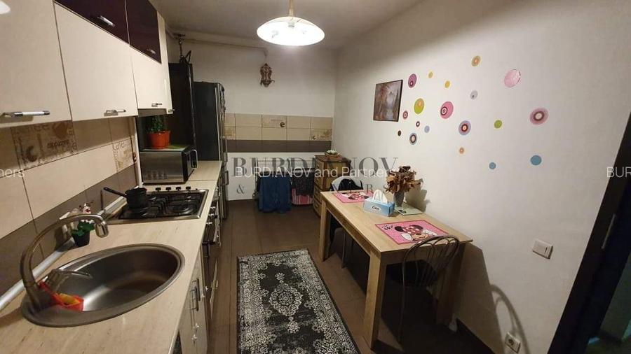 Apartament cu 2 camere - 62mpu - Parter - Loc de parcare - 1 Decembrie - 4