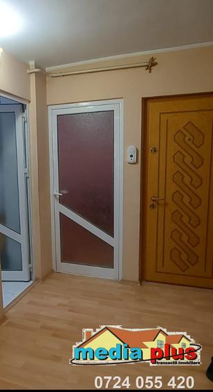 Apartament 2 camere cu centrală termică – zona I.C. Frimu.