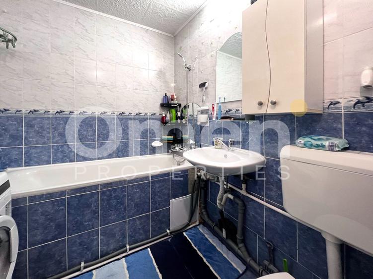 Apartament 3 camere | 54 mp | 1.000 de euro / mp | Strada Ariesului.