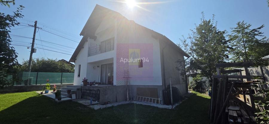 Vila 2025 de vanzare cu 4 camere in Breaza