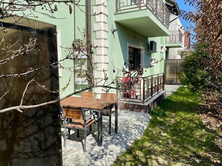 Apartament 3 camere-grădină 100 mp