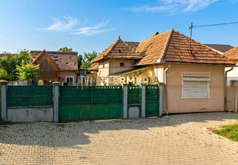 OKAZIE! Casă Centru 4 Camere Baie Bucatarie 483 mp Teren Renovabila Asfalt Utili - 3