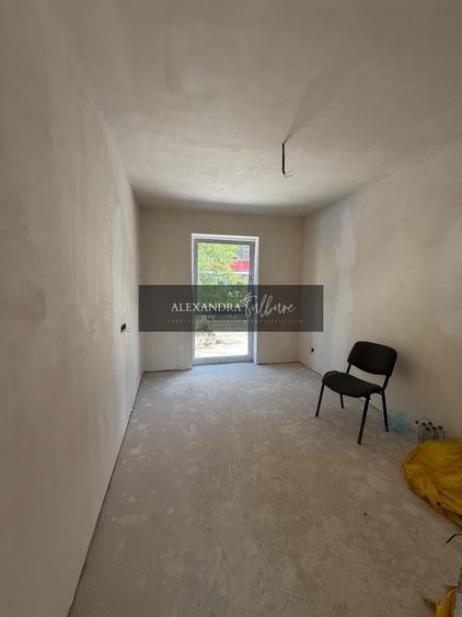 Apartament 3 camere, 2 bai, balcon, etaj intermediar, garaj, Zorilor