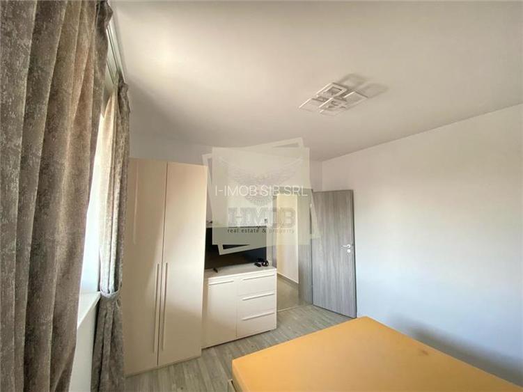 Penthouse de lux cu 3 camere 2 bai si terasa in Sibiu - 17