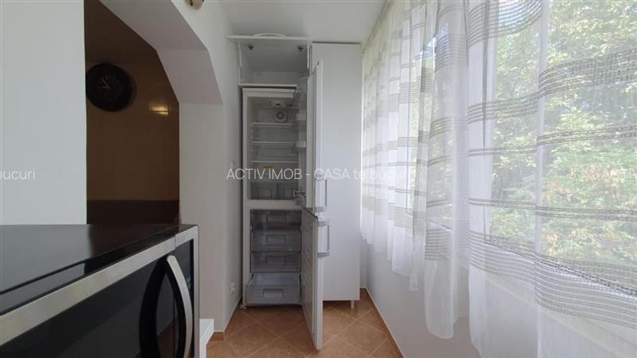 Inchiriere - Apartament 3 camere - Etaj 2 - Burdujeni - Cuza Voda 2 - 3