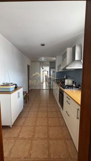 Inchiriere 3 camere/Parcare/106 mp/ Pet friendly