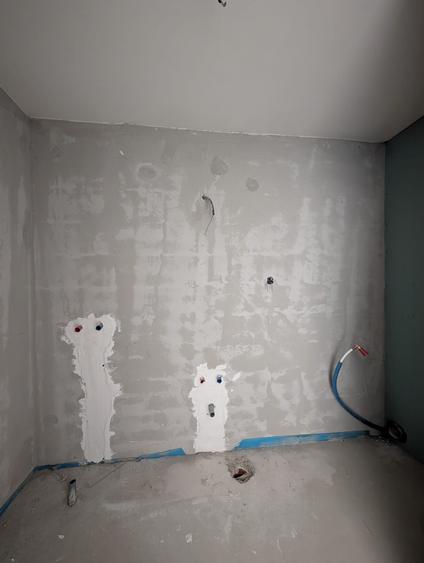 Apartament 45 mp, 2 camere, bloc cu lift, zona centrala EROILOR Floresti